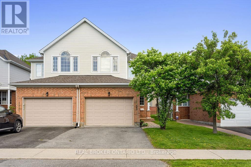 1133 CLYDE AVENUE, Ottawa, Ontario