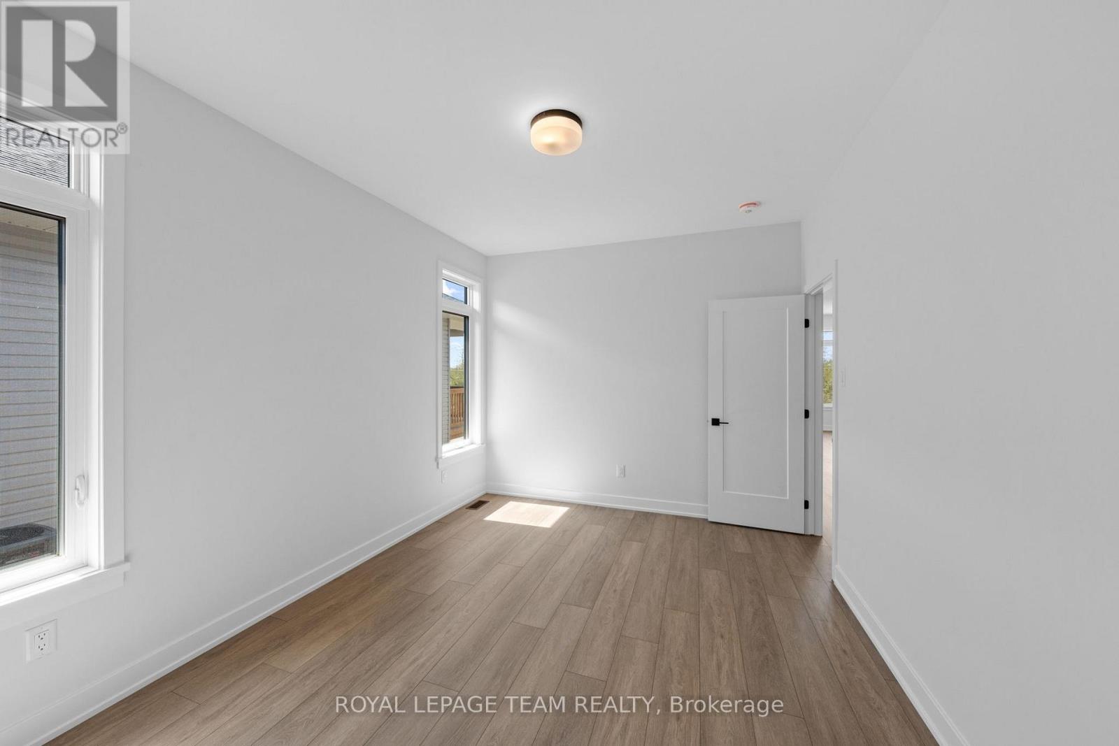 1090 Moore Street, Brockville, Ontario  K6V 7N1 - Photo 24 - X13192814