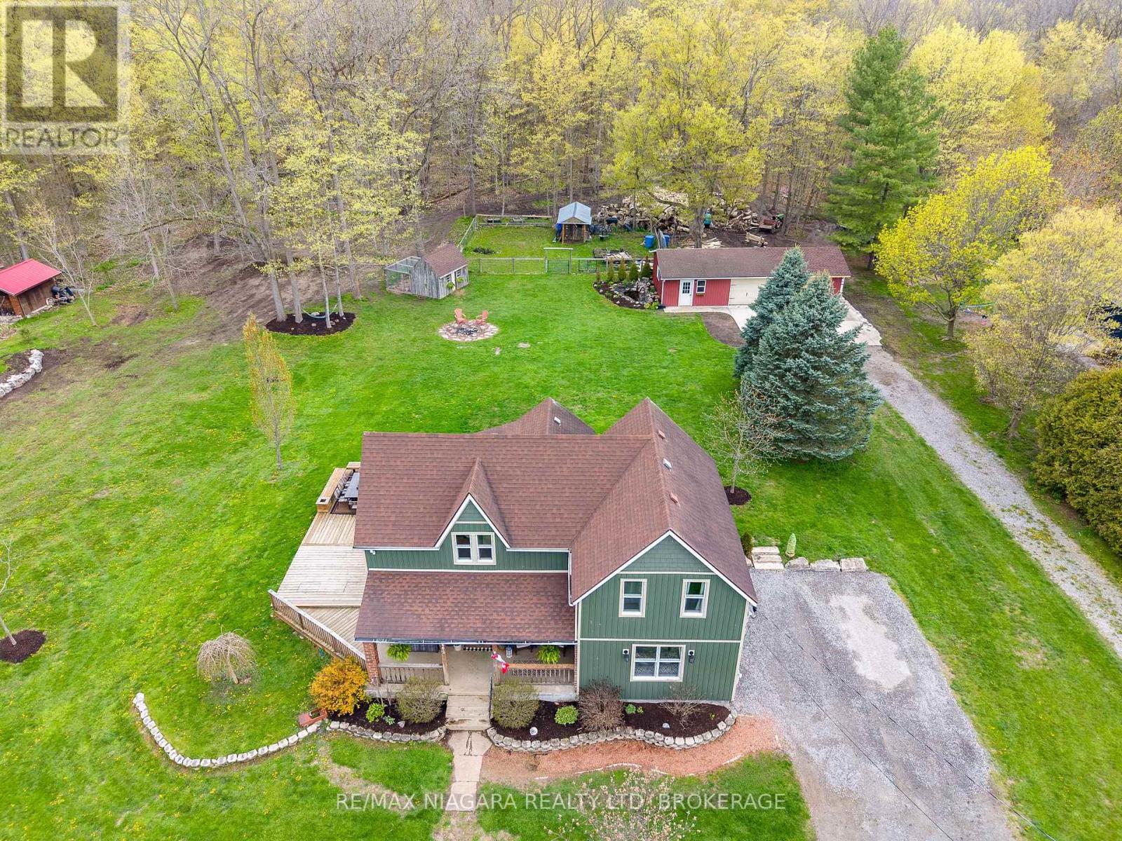 662 Empire Road, Port Colborne (Sherkston), Ontario L0S 1R0 - Photo 1 - X13190686