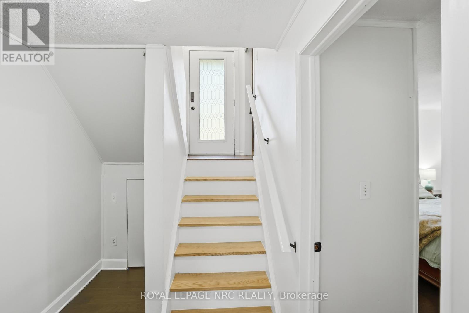 888 Grandview Road, Fort Erie (Crescent Park), Ontario L2A 4V7 - Photo 38 - X13191004