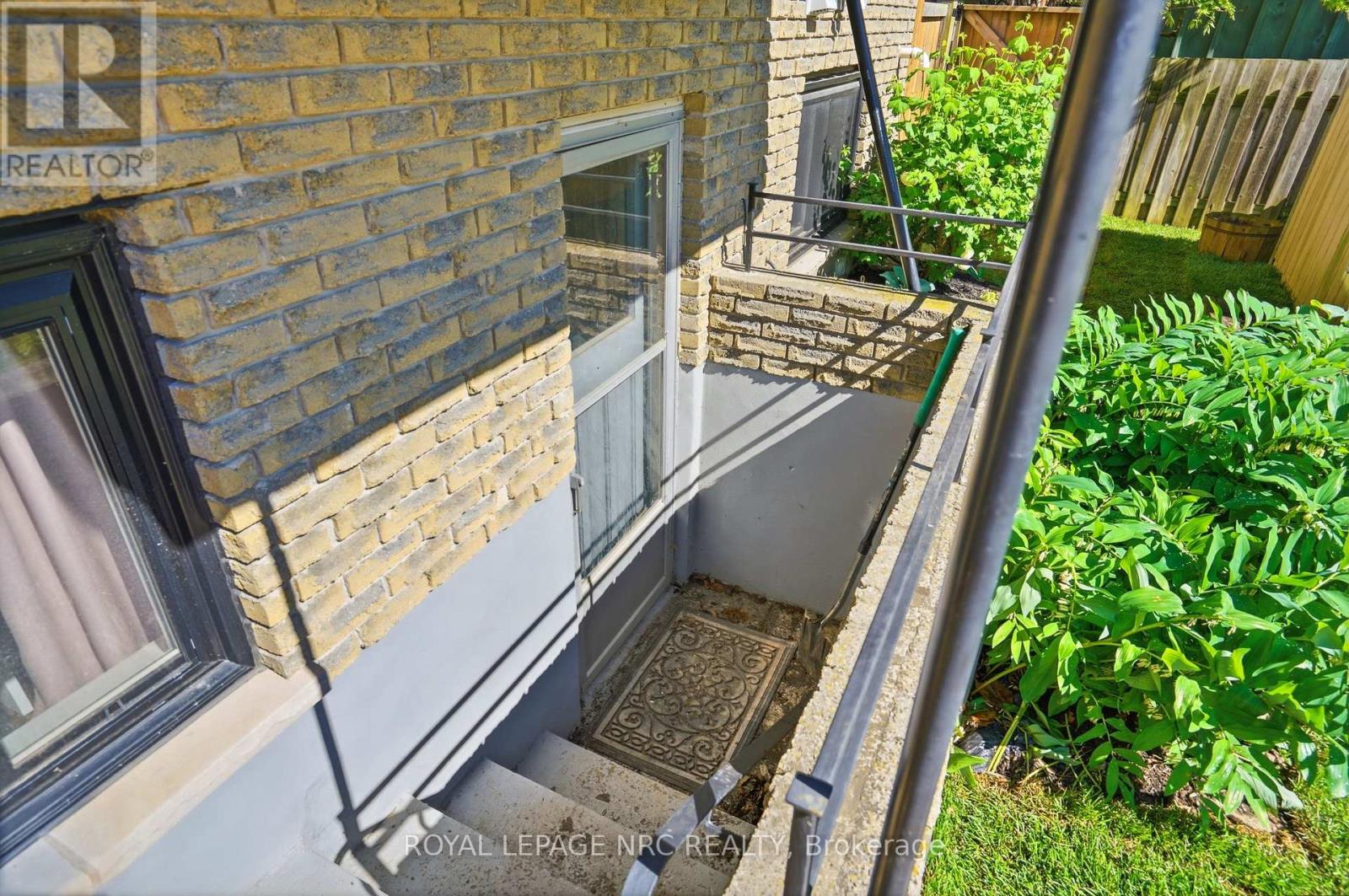 888 Grandview Road, Fort Erie (Crescent Park), Ontario L2A 4V7 - Photo 43 - X13191004