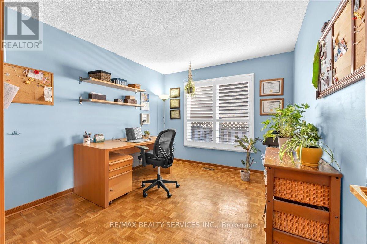 36 Brydon Crescent, Brampton, Ontario  L6X 3H2 - Photo 13 - W13189860