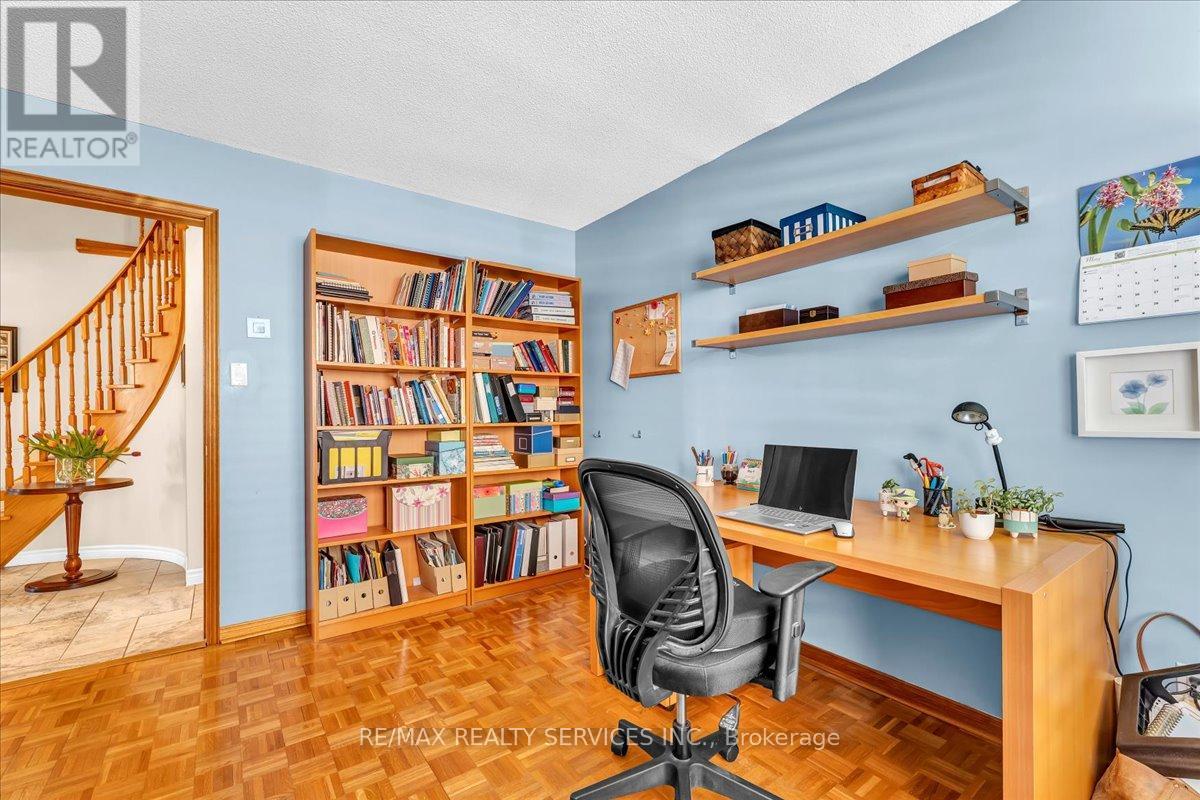 36 Brydon Crescent, Brampton, Ontario  L6X 3H2 - Photo 14 - W13189860