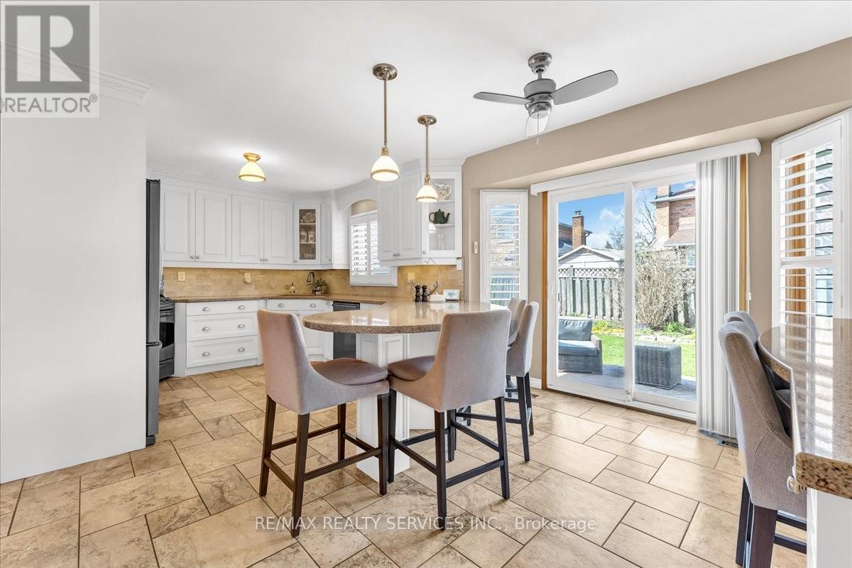 36 Brydon Crescent, Brampton, Ontario  L6X 3H2 - Photo 18 - W13189860