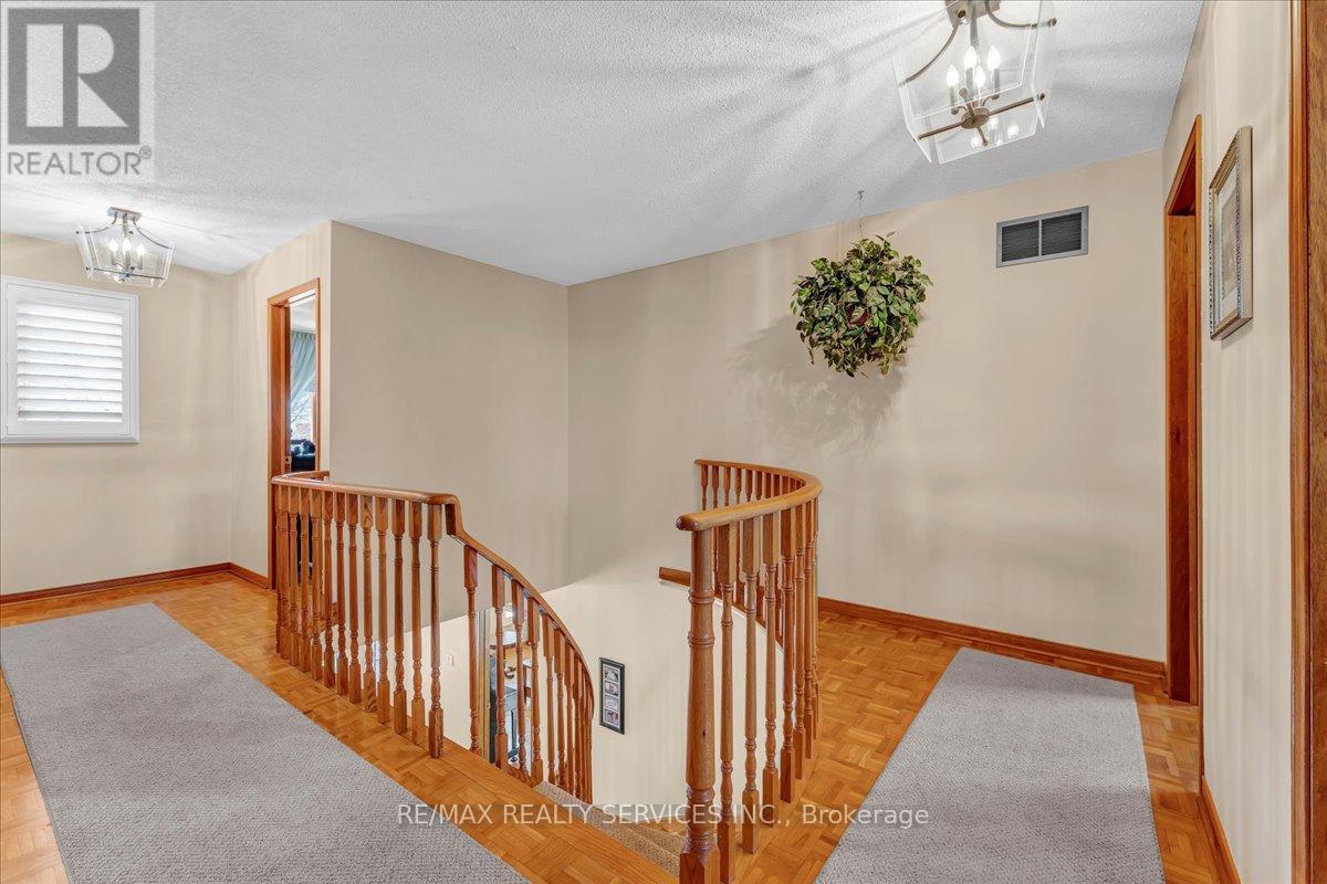 36 Brydon Crescent, Brampton, Ontario  L6X 3H2 - Photo 22 - W13189860