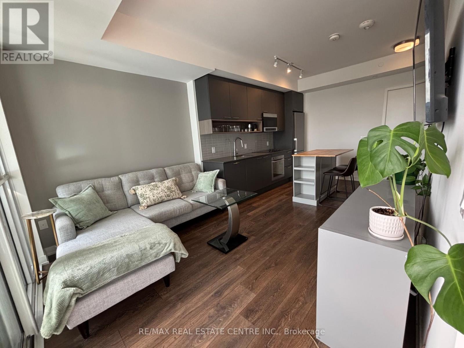 501 - 3005 Pine Glen Road, Oakville, Ontario  L6M 4J3 - Photo 3 - W13190566