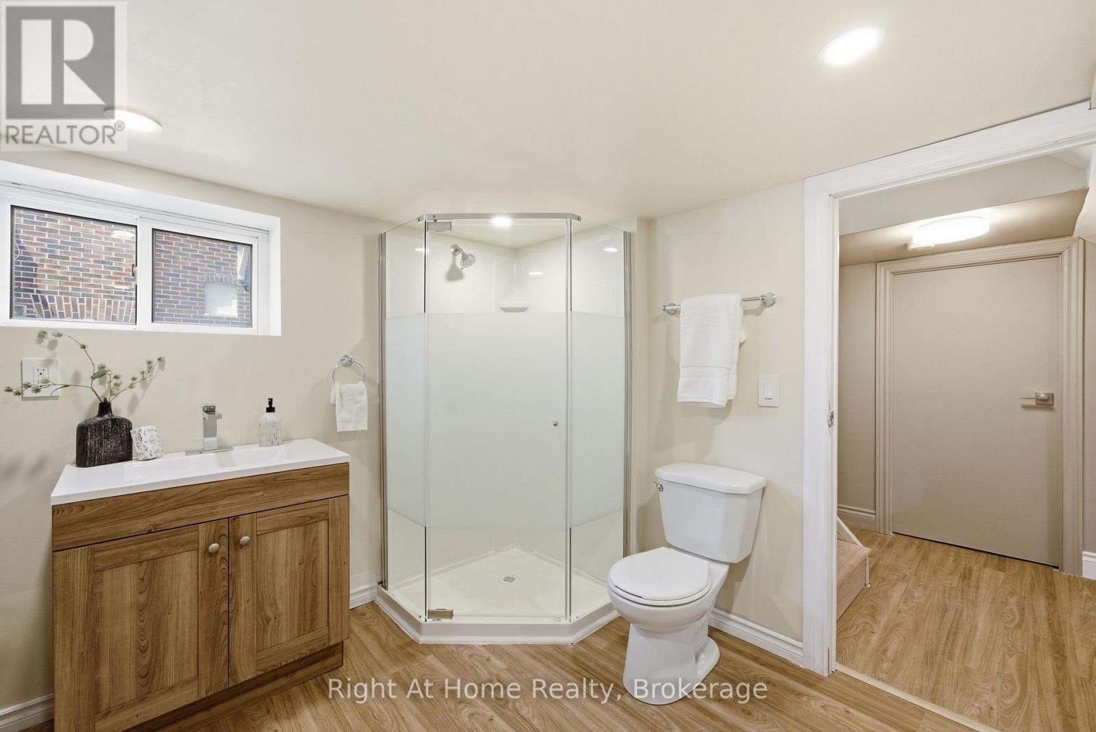 381 Jarvis Street, Oshawa, Ontario  L1G 5L1 - Photo 25 - E13190684