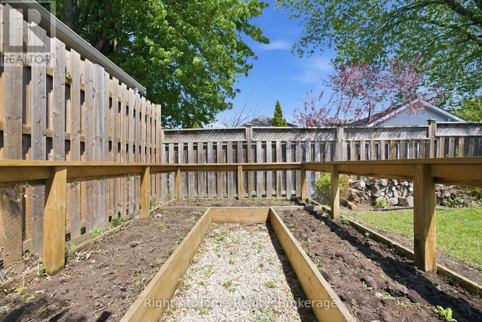 381 Jarvis Street, Oshawa, Ontario  L1G 5L1 - Photo 39 - E13190684