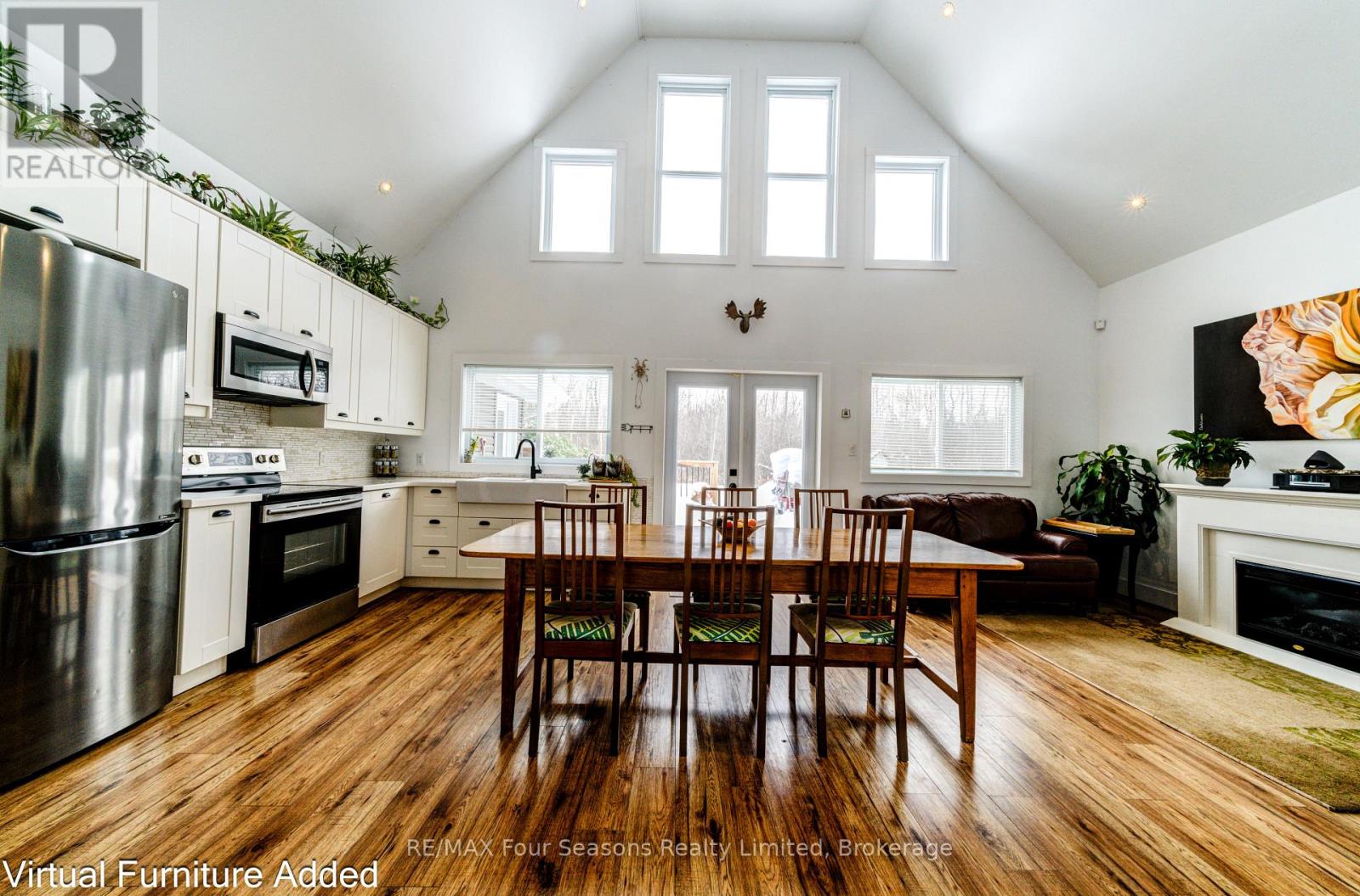 40 Braeside Street, Collingwood, Ontario L9Y 3Z1 - Photo 5 - S13192036