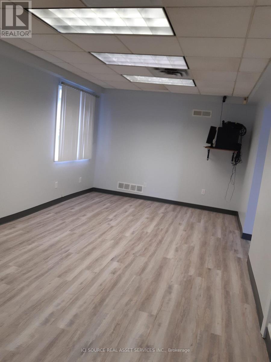 5654 Glenholme Avenue, Niagara Falls, Ontario  L2G 4Y3 - Photo 6 - X13189868