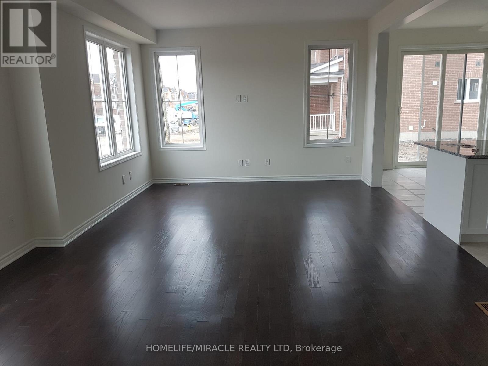 71 Pointer Street, Cambridge, Ontario  N3E 1A1 - Photo 3 - X13190074
