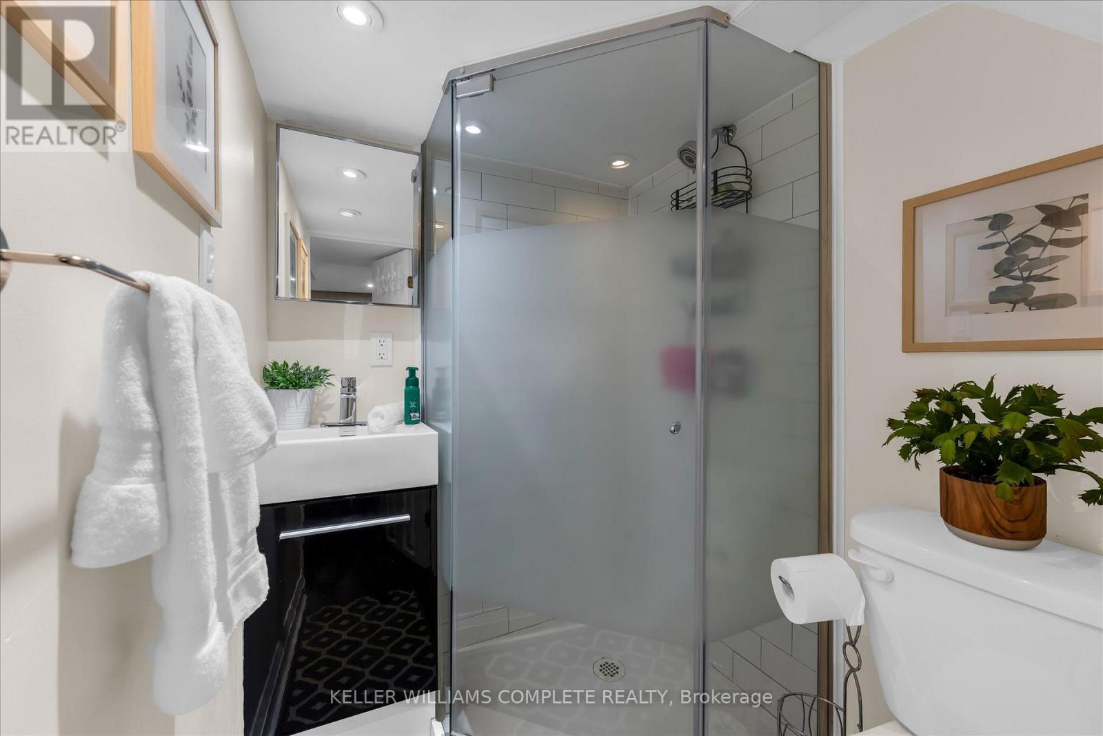 196 Campbell Avenue, Hamilton, Ontario  L8H 2G3 - Photo 30 - X13190320