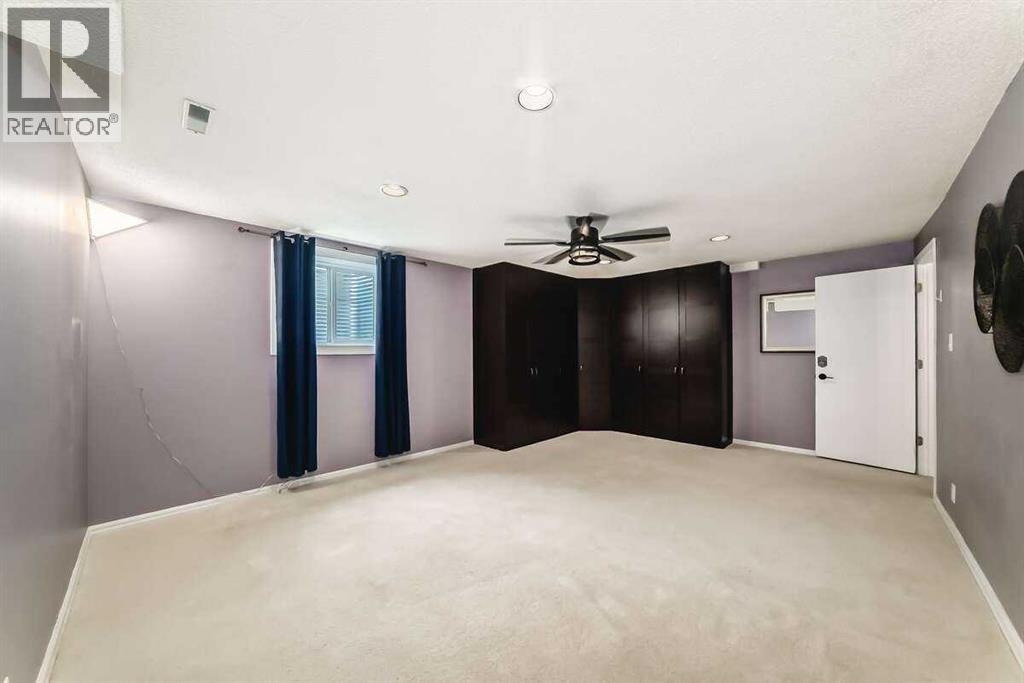 2002 Pump Hill Way SW, Calgary, Alberta  T2V 4M4 - Photo 49 - A2298256