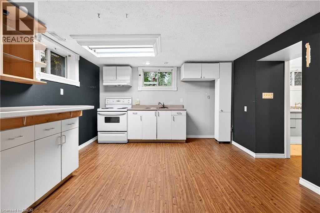 447 Melvin Avenue, Hamilton, Ontario L8H 2L6 - Photo 30 - 40833377