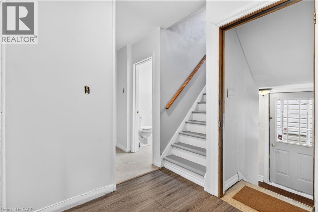 447 Melvin Avenue, Hamilton, Ontario L8H 2L6 - Photo 15 - 40833377