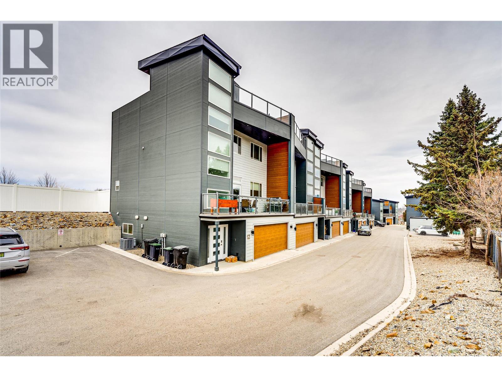 1039 Mt. Fosthall Drive Unit# 11, Vernon, British Columbia  V1B 2W2 - Photo 46 - 10377464