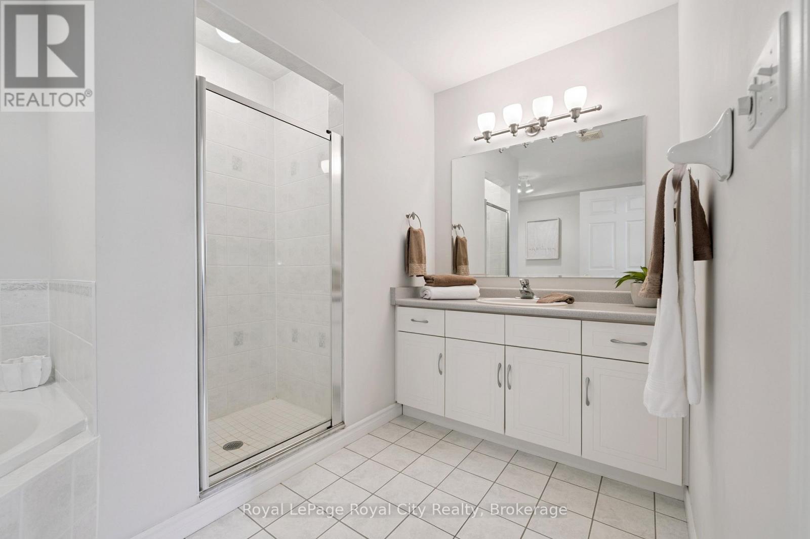 17 Terraview Crescent, Guelph (Kortright West), Ontario  N1G 5A7 - Photo 18 - X13190892