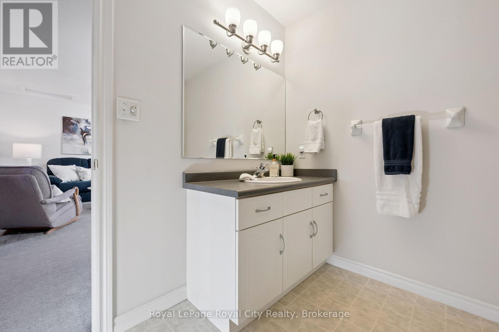 17 Terraview Crescent, Guelph (Kortright West), Ontario  N1G 5A7 - Photo 25 - X13190892