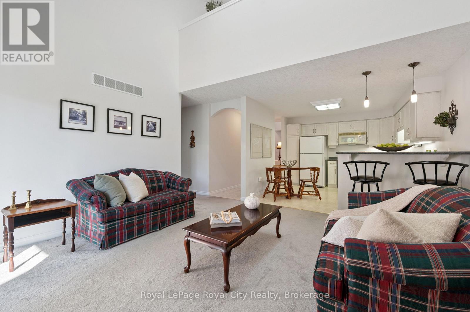 17 Terraview Crescent, Guelph (Kortright West), Ontario  N1G 5A7 - Photo 9 - X13190892