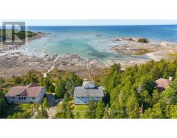 952 DORCAS BAY ROAD