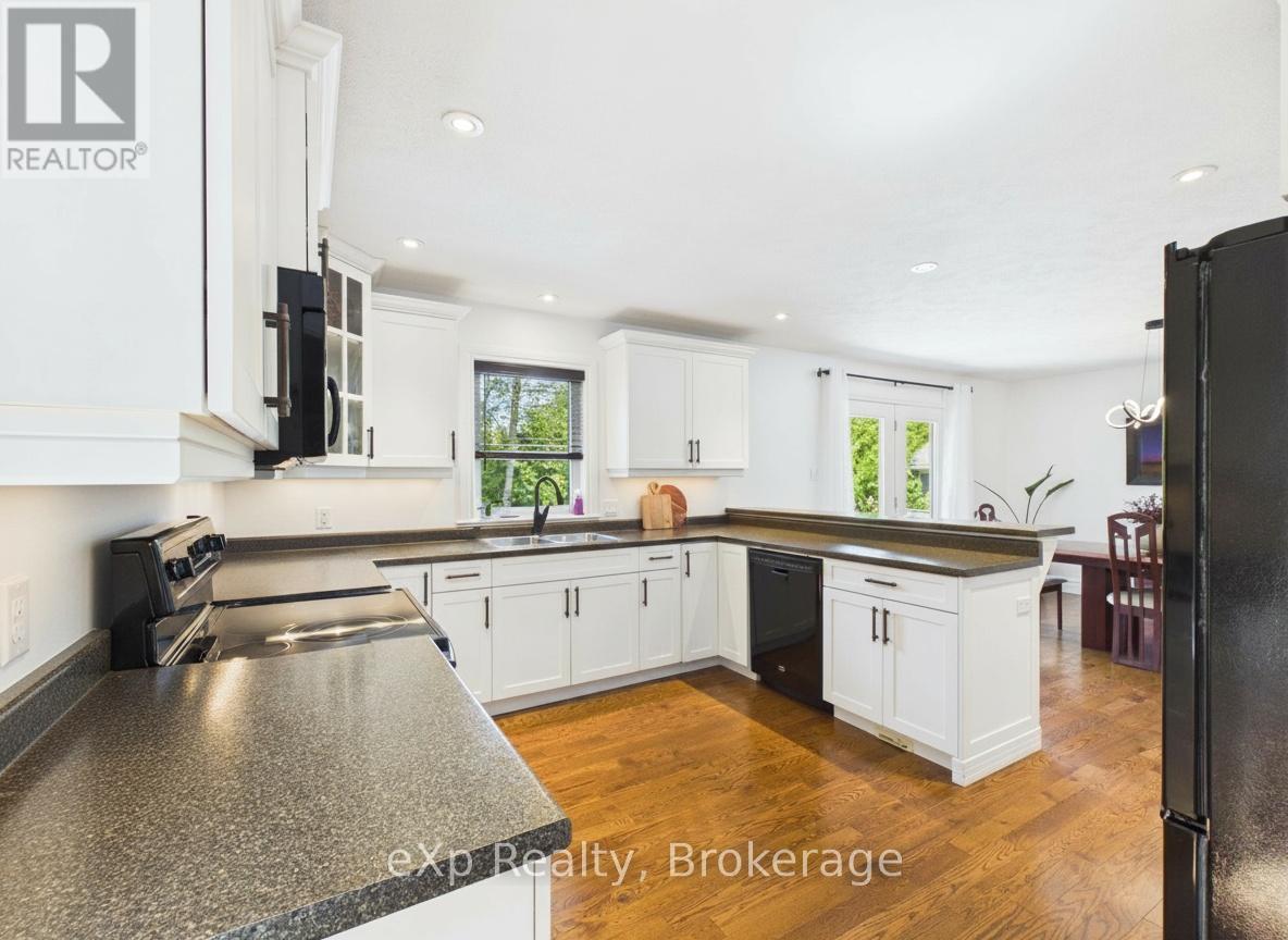 513 Creekwood Drive, Saugeen Shores, Ontario  N0H 2L0 - Photo 14 - X13192822