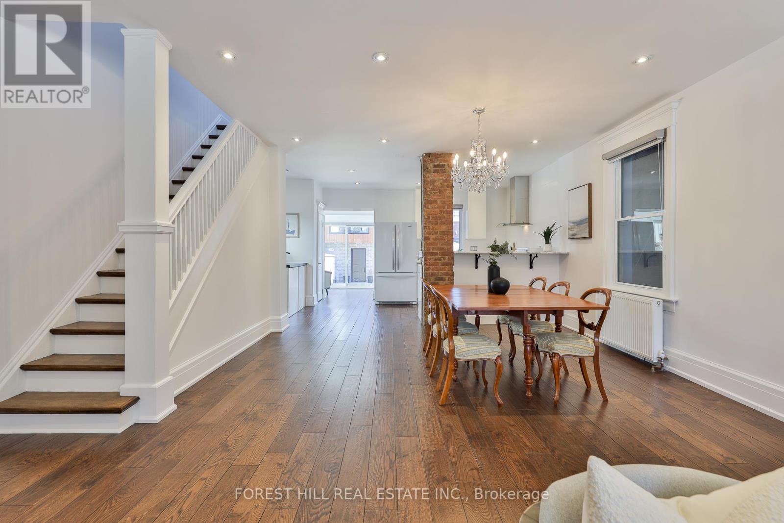 163 Wychwood Avenue, Toronto, Ontario  M6C 2T4 - Photo 5 - C13158030