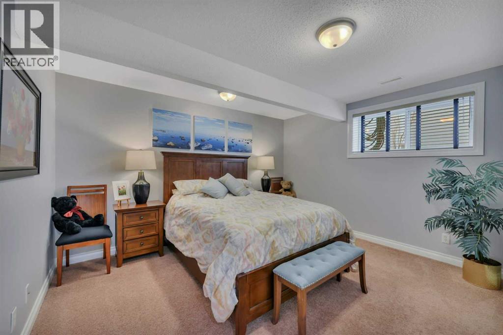 82 Ingram Close, Red Deer, Alberta  T4R 0A3 - Photo 33 - A2303803