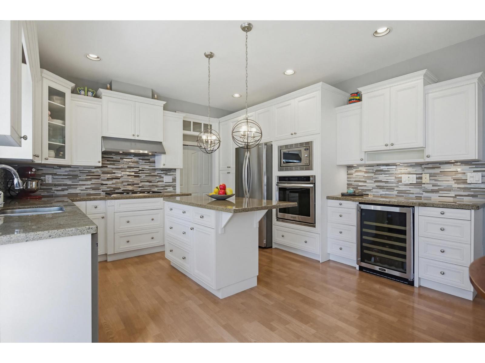 15512 37a Avenue, Surrey, British Columbia V3S 0H6 - Photo 14 - R3126389