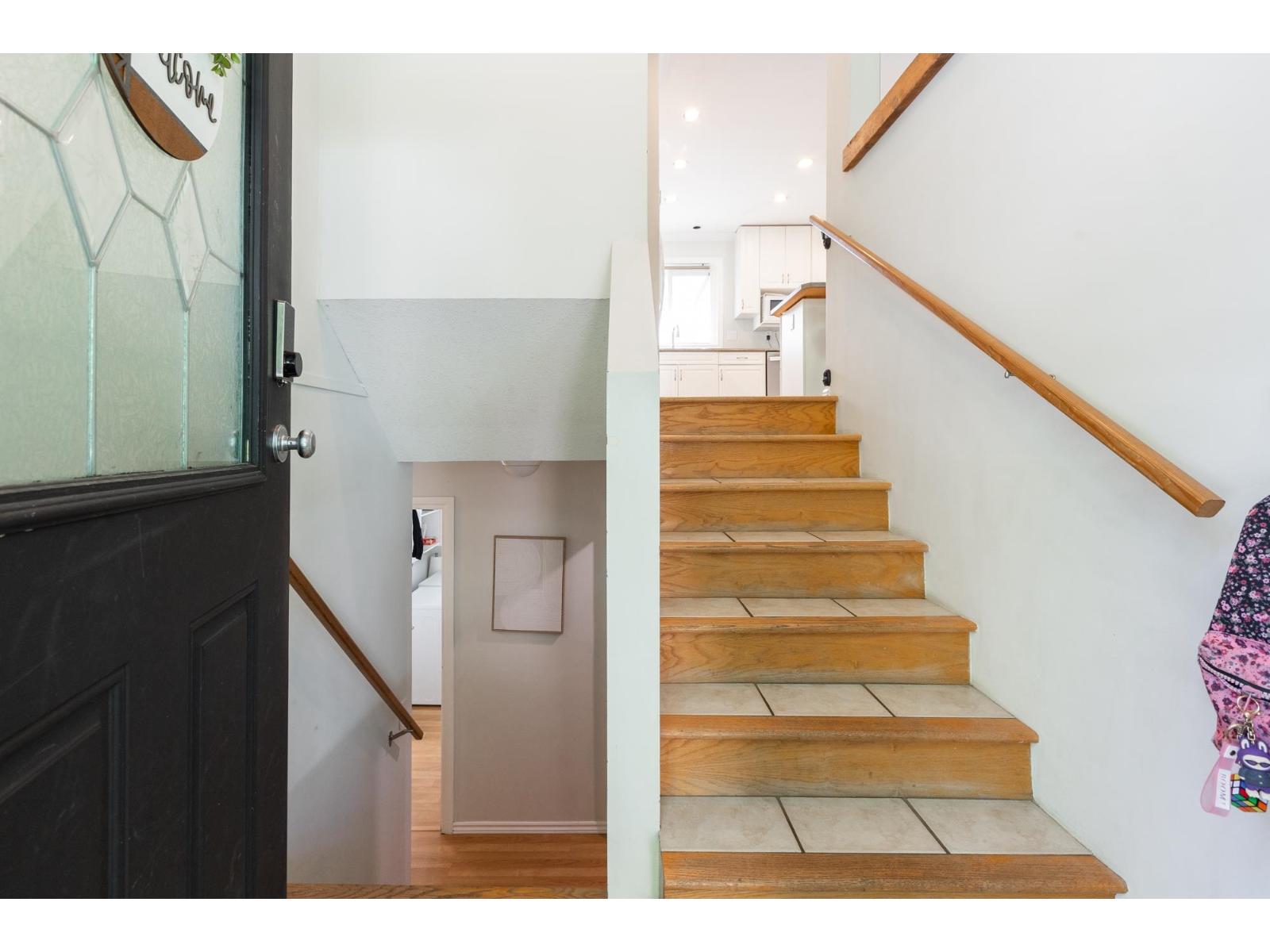 3874 200a Street, Langley, British Columbia  V3A 6K7 - Photo 2 - R3127458