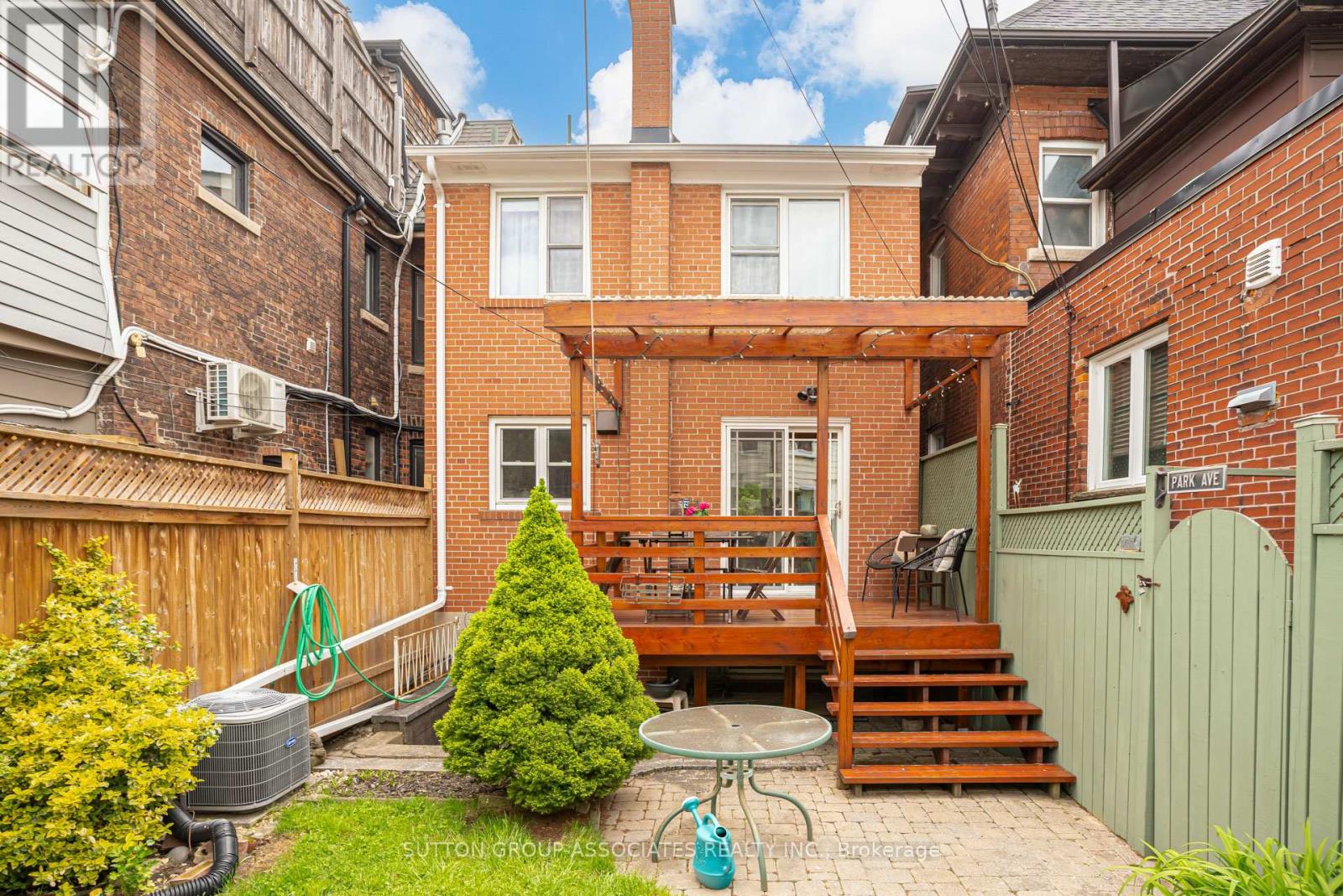 32a Vermont Avenue, Toronto, Ontario  M6G 1X7 - Photo 44 - C13190626