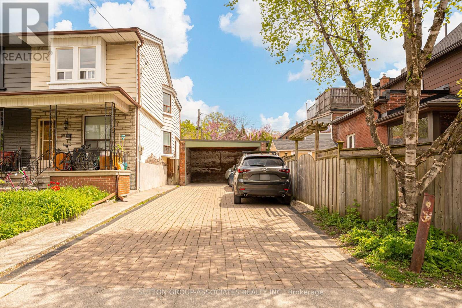 32a Vermont Avenue, Toronto, Ontario  M6G 1X7 - Photo 46 - C13190626