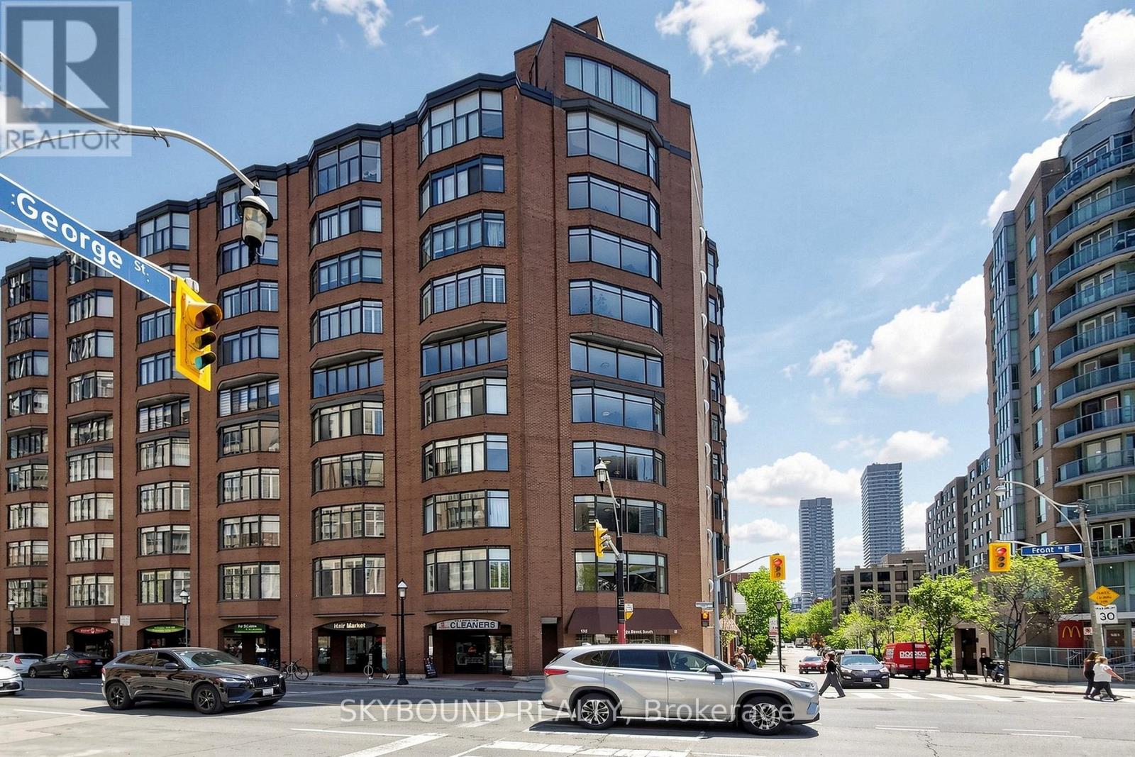 401 - 135 George Street S, Toronto, Ontario  M5A 4E8 - Photo 2 - C13191478