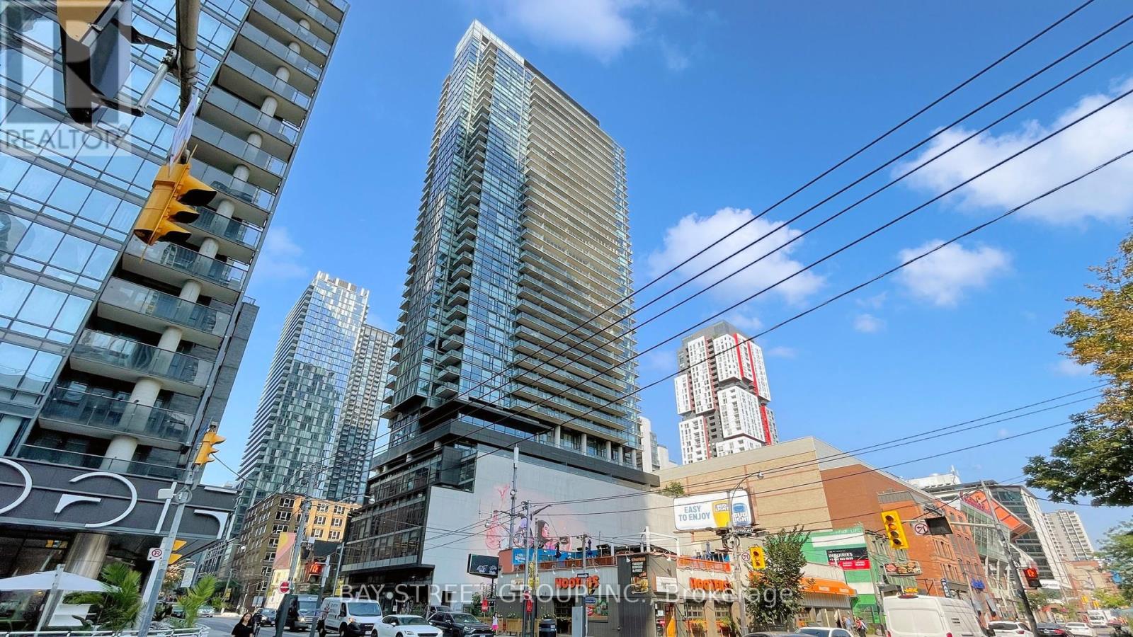3002 - 290 Adelaide Street W, Toronto, Ontario  M5V 1P6 - Photo 2 - C13191576
