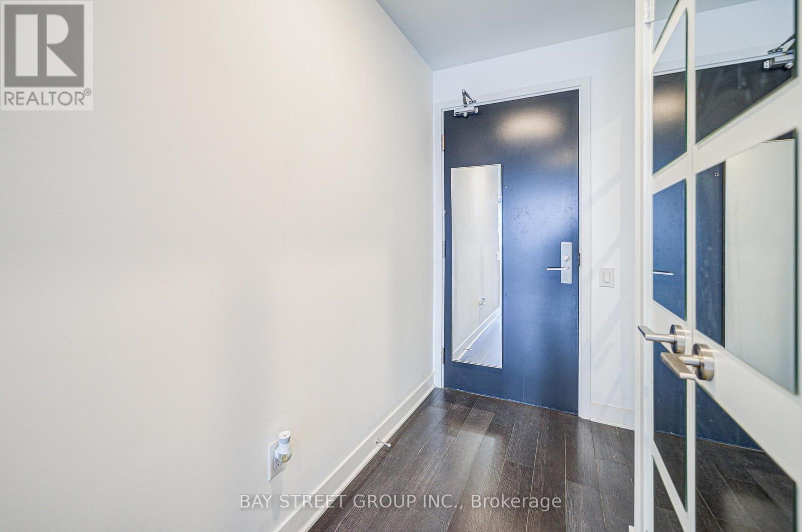 3002 - 290 Adelaide Street W, Toronto, Ontario  M5V 1P6 - Photo 9 - C13191576