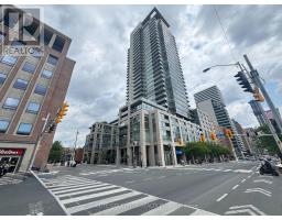 816 - 1 BEDFORD ROAD, Toronto, Ontario