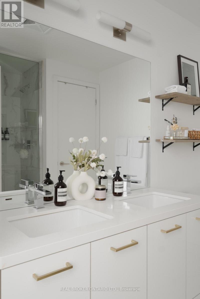Ph24 - 39 Brant Street, Toronto, Ontario  M5V 0M8 - Photo 21 - C13191954