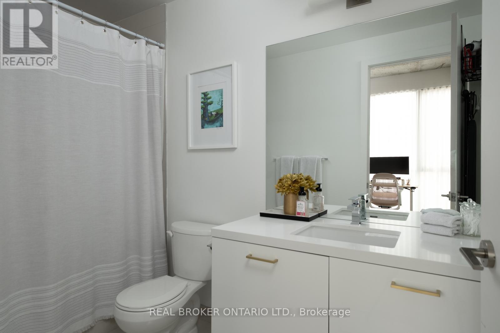 Ph24 - 39 Brant Street, Toronto, Ontario  M5V 0M8 - Photo 28 - C13191954