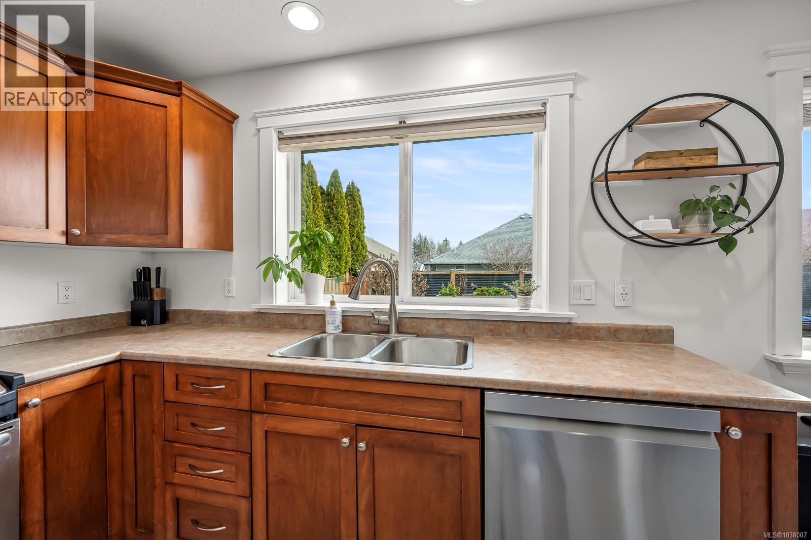 836 Tracker Pl, Comox, British Columbia  V9M 4E8 - Photo 19 - 1038007