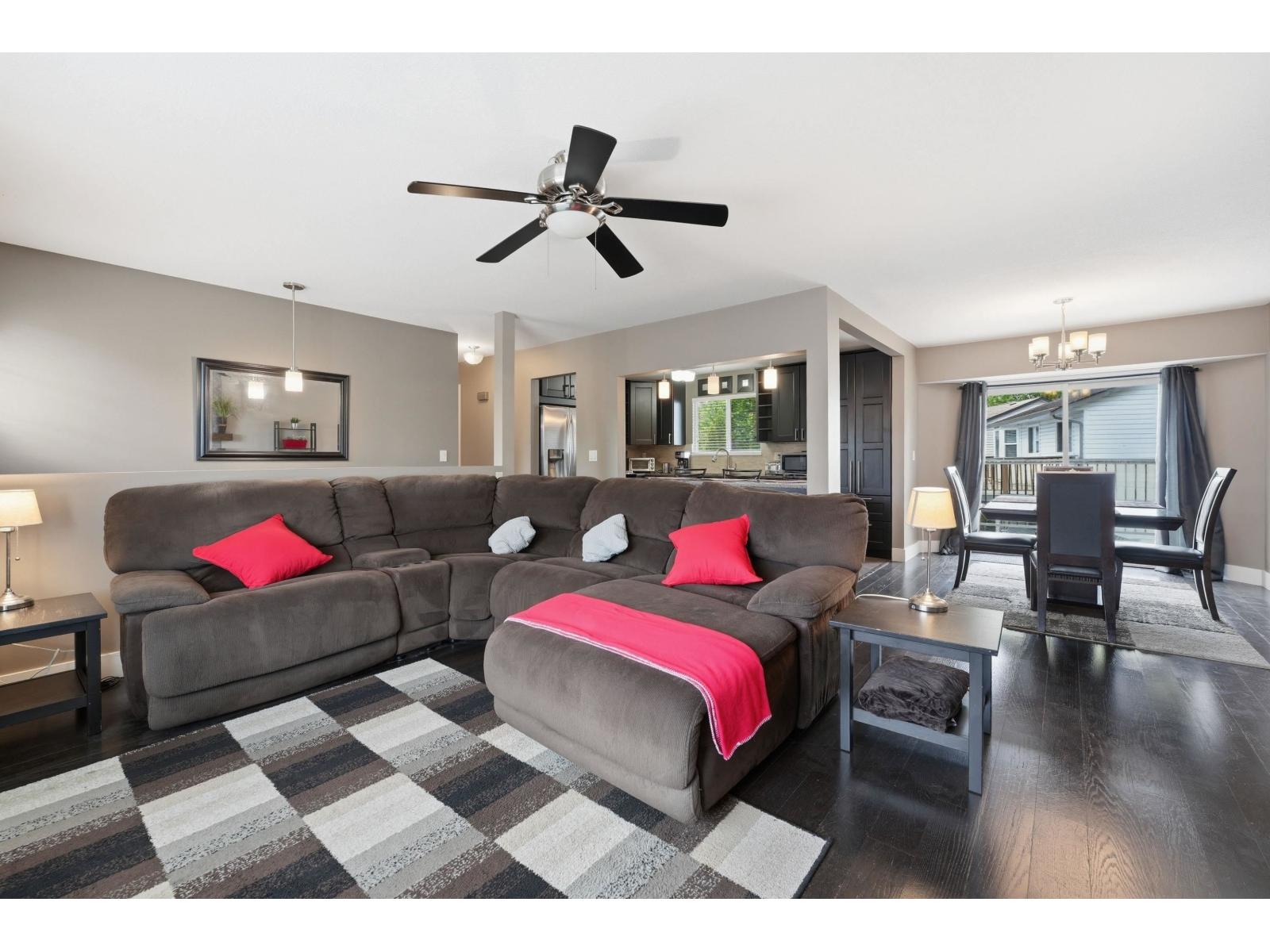 8912 213 Street, Langley, British Columbia V1M 1Z3 - Photo 3 - R3128267