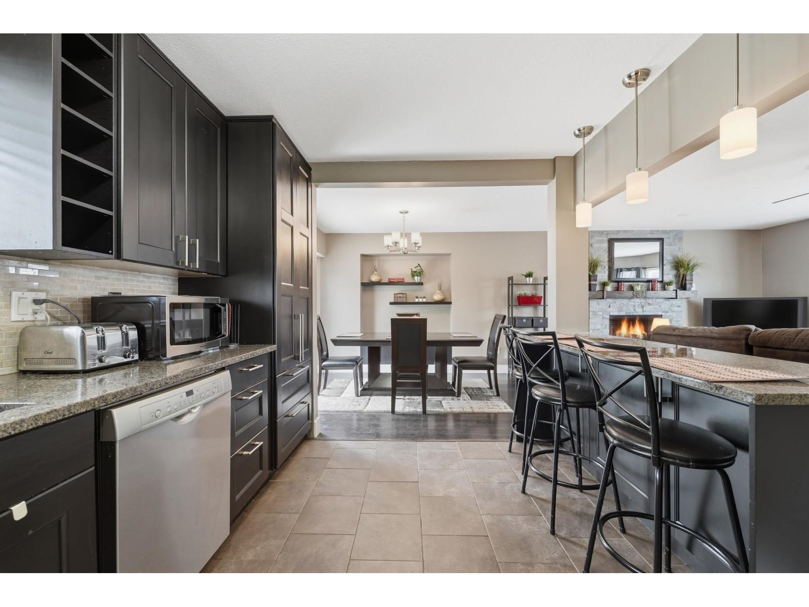 8912 213 Street, Langley, British Columbia V1M 1Z3 - Photo 8 - R3128267