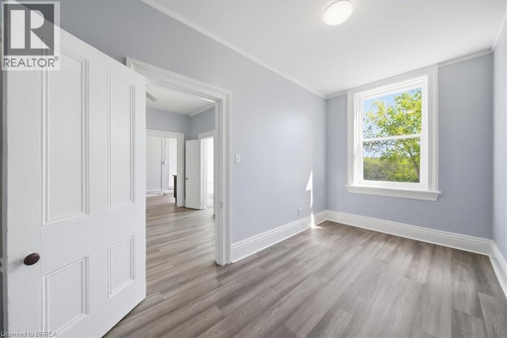 117 Grand River Street N Unit# A, Paris, Ontario  N3L 2M4 - Photo 11 - 40833366