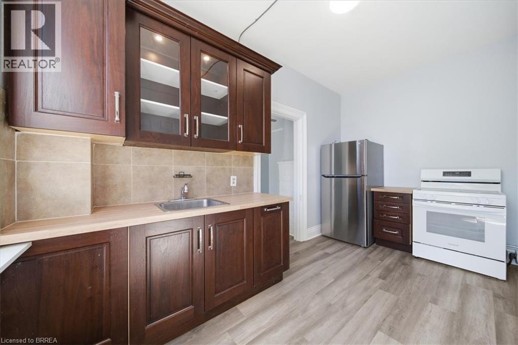 117 Grand River Street N Unit# A, Paris, Ontario  N3L 2M4 - Photo 4 - 40833366