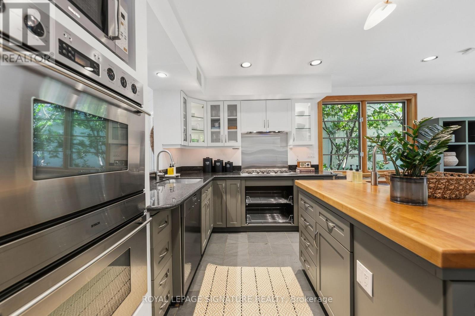 14 Hazel Avenue, Toronto, Ontario  M4E 1C5 - Photo 16 - E13191746