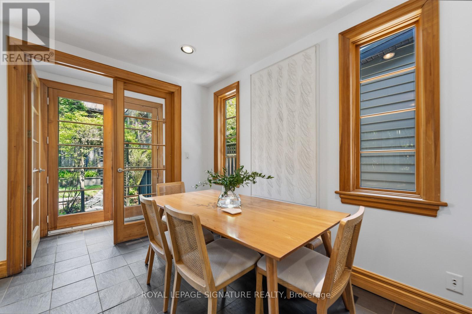 14 Hazel Avenue, Toronto, Ontario  M4E 1C5 - Photo 20 - E13191746