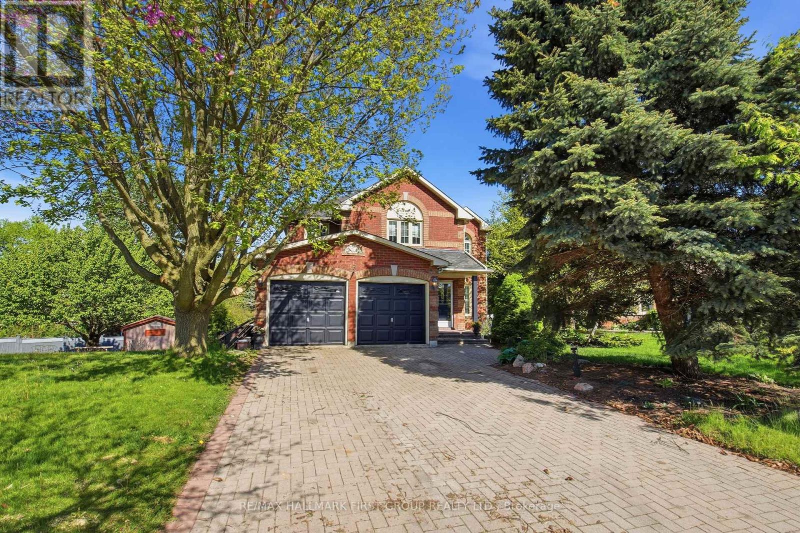 13 BRAND COURT, Ajax, Ontario