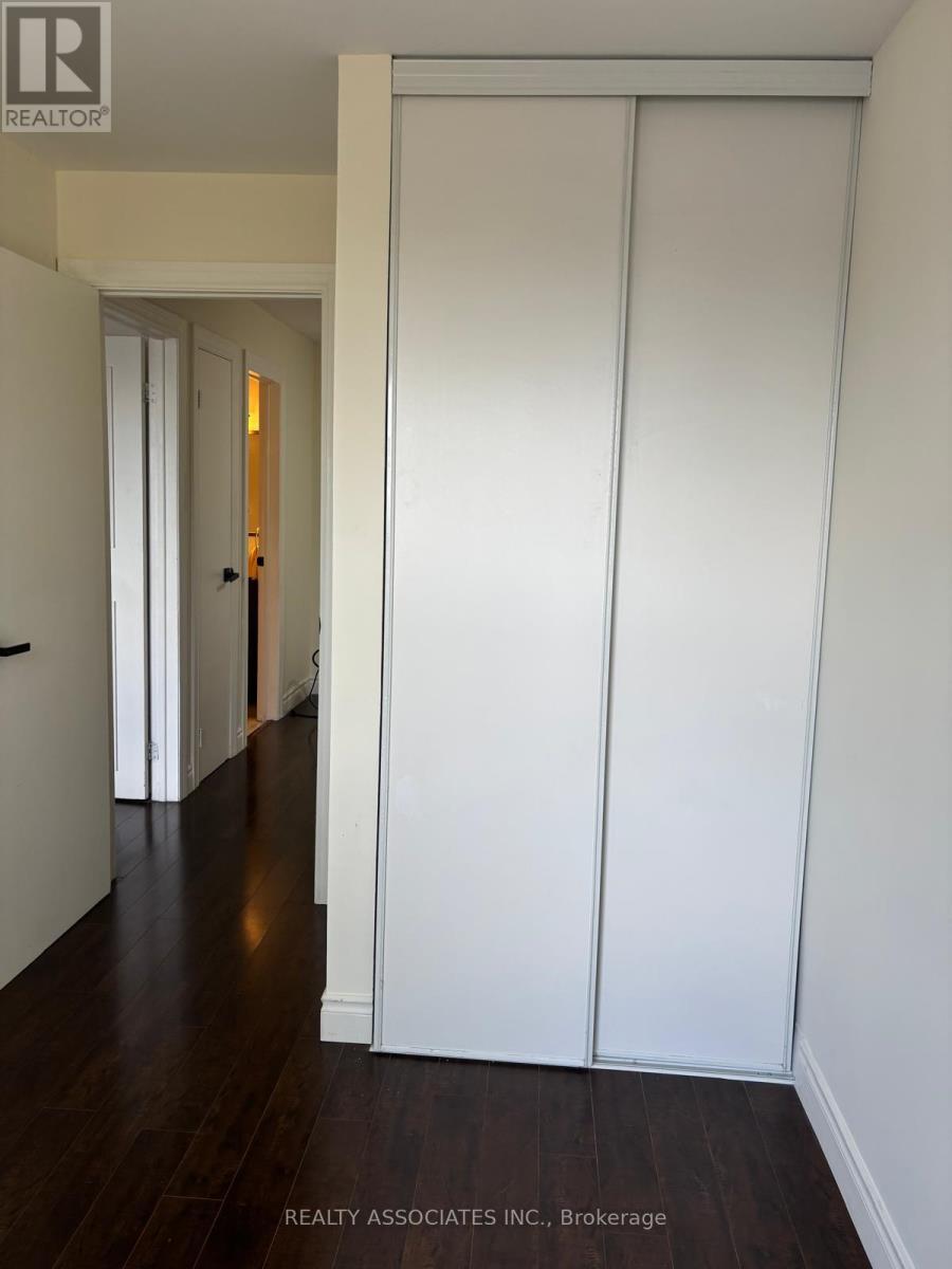 B - 1389 Danforth Avenue, Toronto, Ontario M4J 1N2 - Photo 10 - E13192174