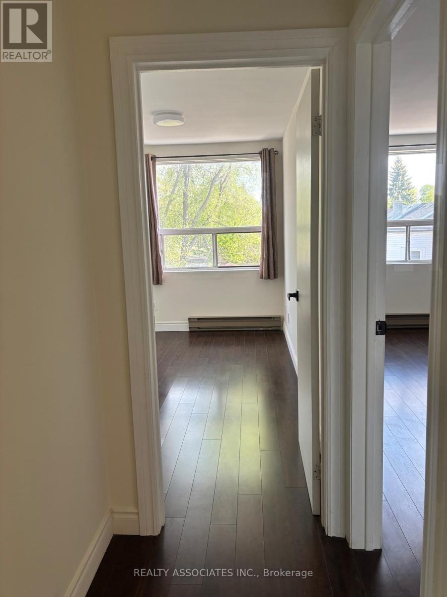 B - 1389 Danforth Avenue, Toronto, Ontario M4J 1N2 - Photo 13 - E13192174