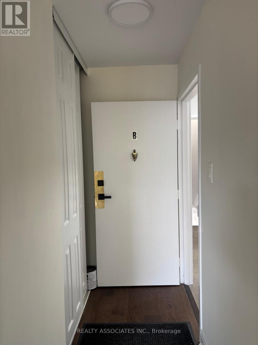 B - 1389 Danforth Avenue, Toronto, Ontario M4J 1N2 - Photo 9 - E13192174