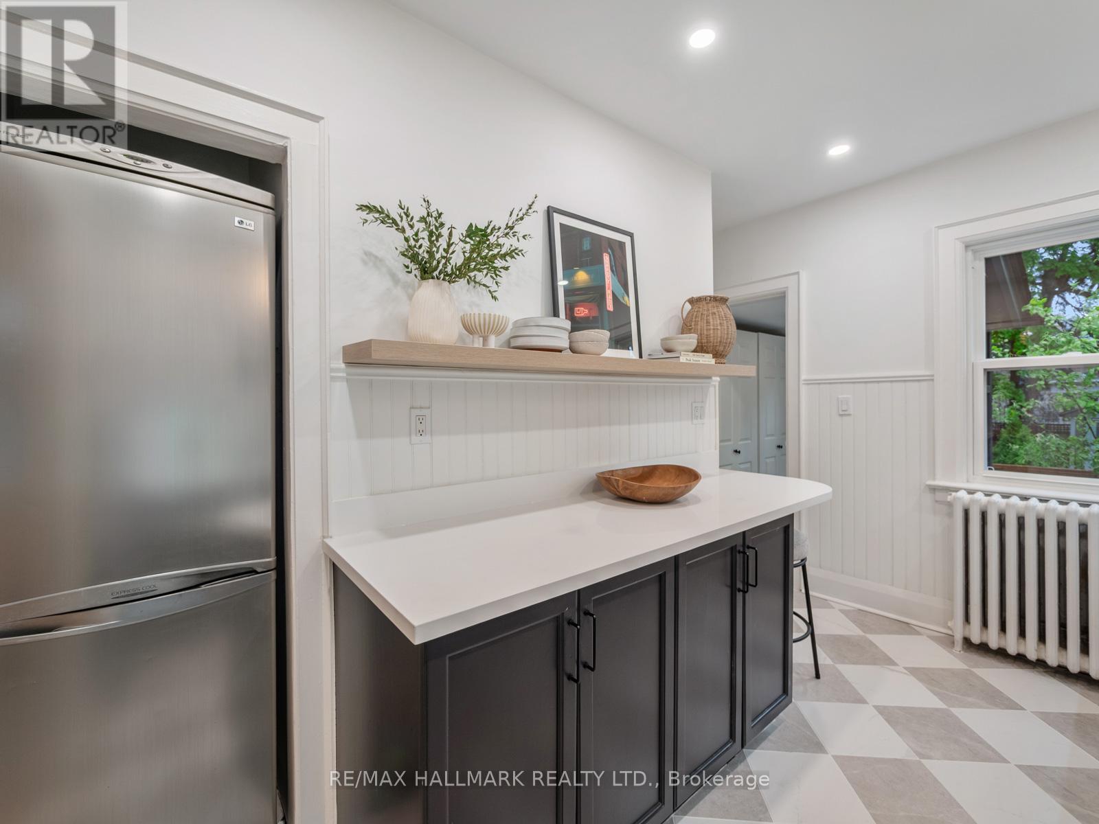 33 Mortimer Avenue, Toronto, Ontario M4K 1Z9 - Photo 10 - E13192438