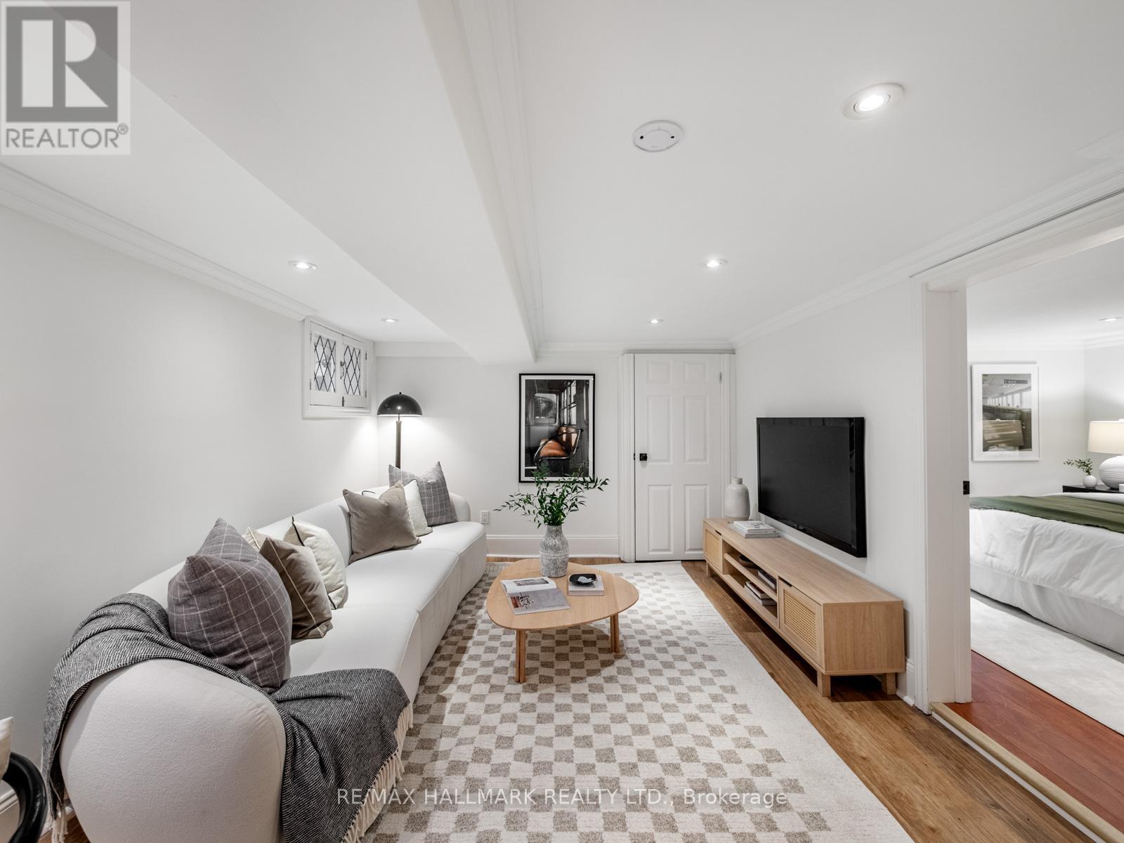 33 Mortimer Avenue, Toronto, Ontario M4K 1Z9 - Photo 32 - E13192438